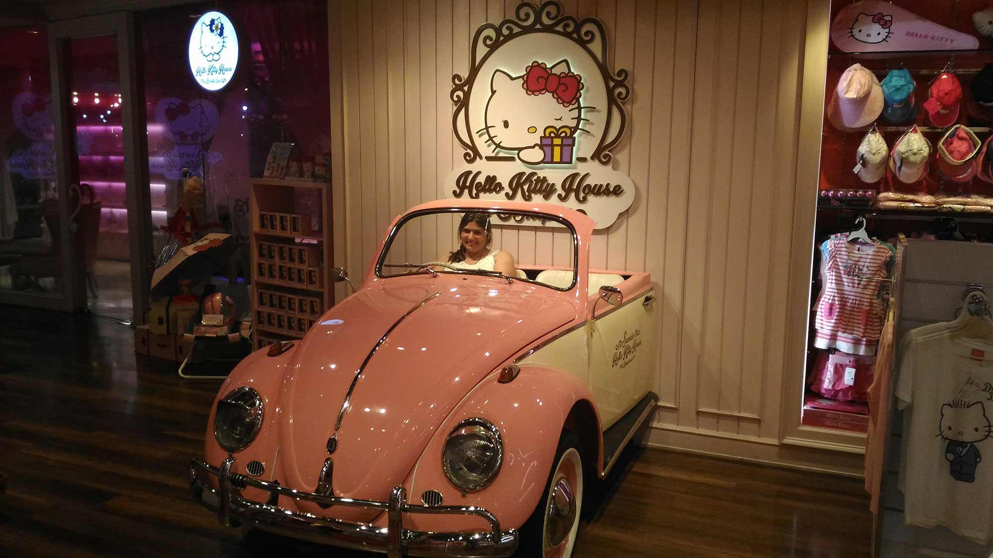 Sanrio Hello Kitty House ou Hello Kitty Cafe